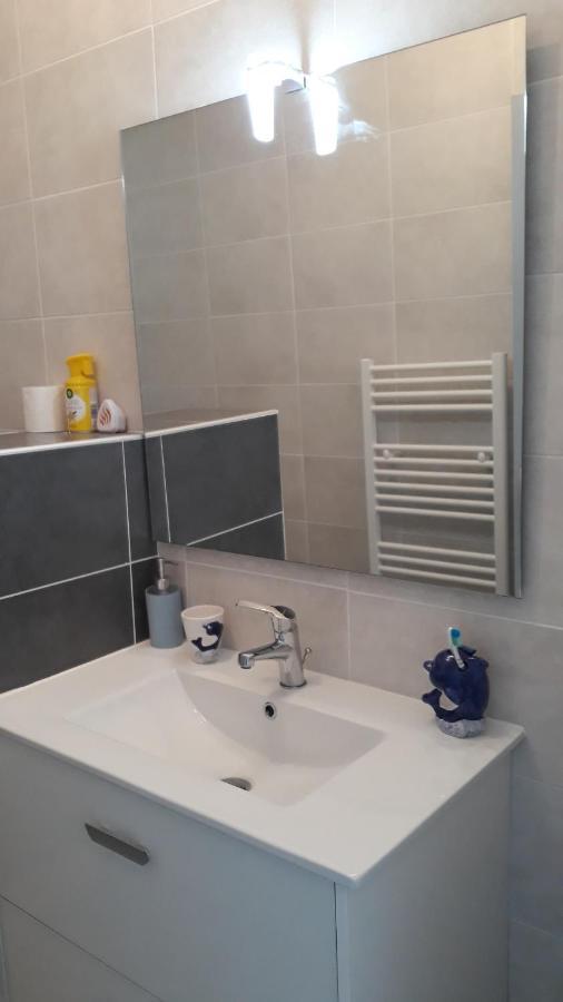 Appartement Neuf P3 50M2 นีมส์ ภายนอก รูปภาพ